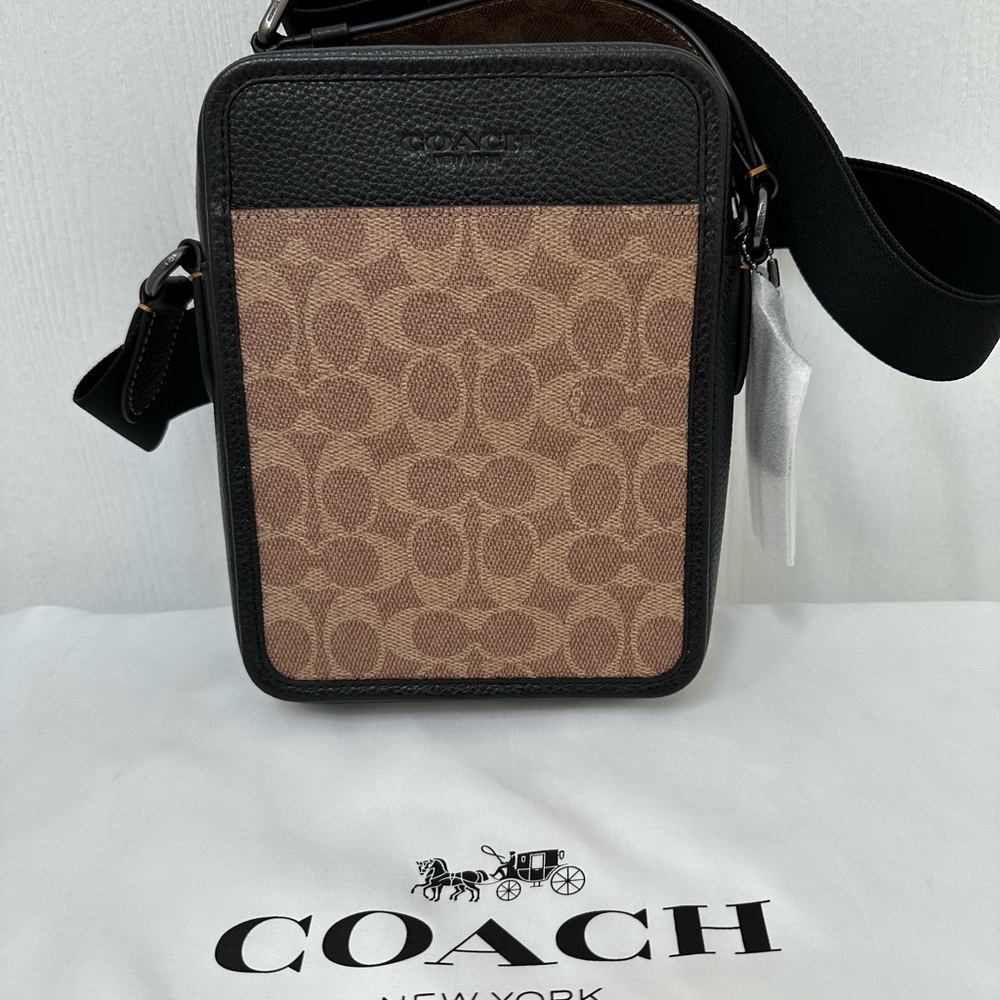 New Coach Men's Black and Tan Messenger Bag